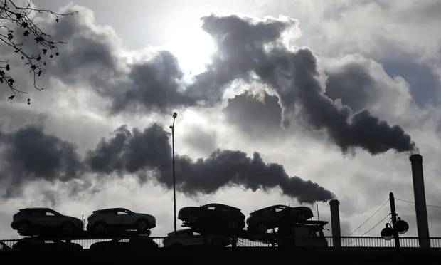 Carbon dioxide levels in atmosphere reach record high