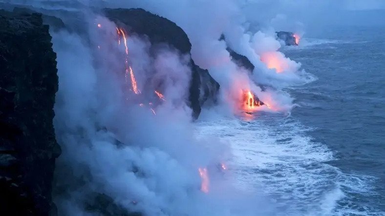 Denizaltı volkanlarının açığa çıkardığı enerji bir kıtaya güç sağlayabilir